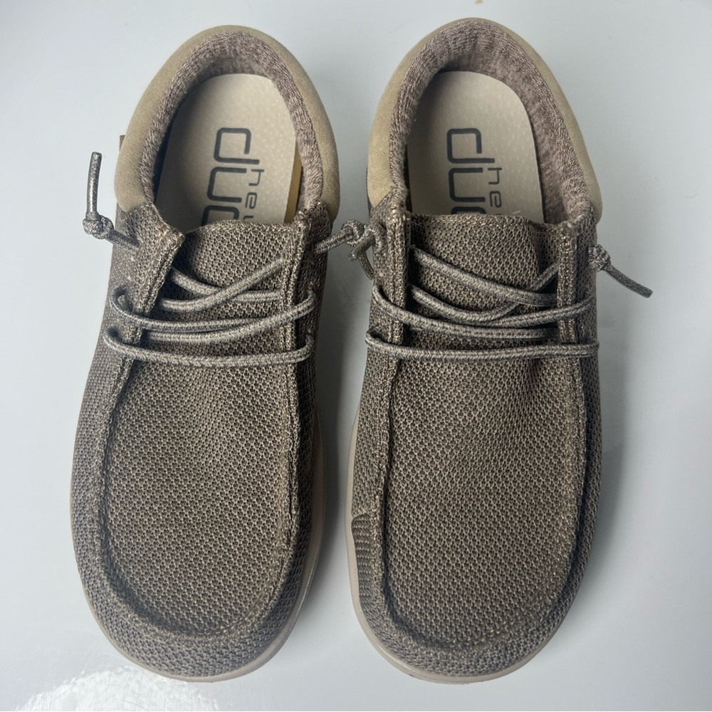 Hey Dude Polly Sox Loafer Women's Sz 6 Caramel Lace Up Low Casual Comfort Shoes